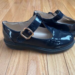 Coutgo Patent Navy Mary Jane Dress Girls Shoes, Size 4, Excellent Condition